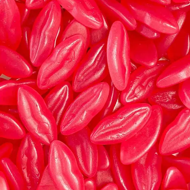 Glossy red gummies shaped like lips